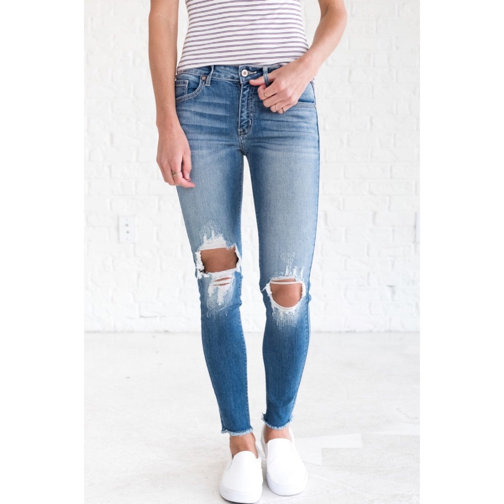 Kancan Distressed Out Jeans